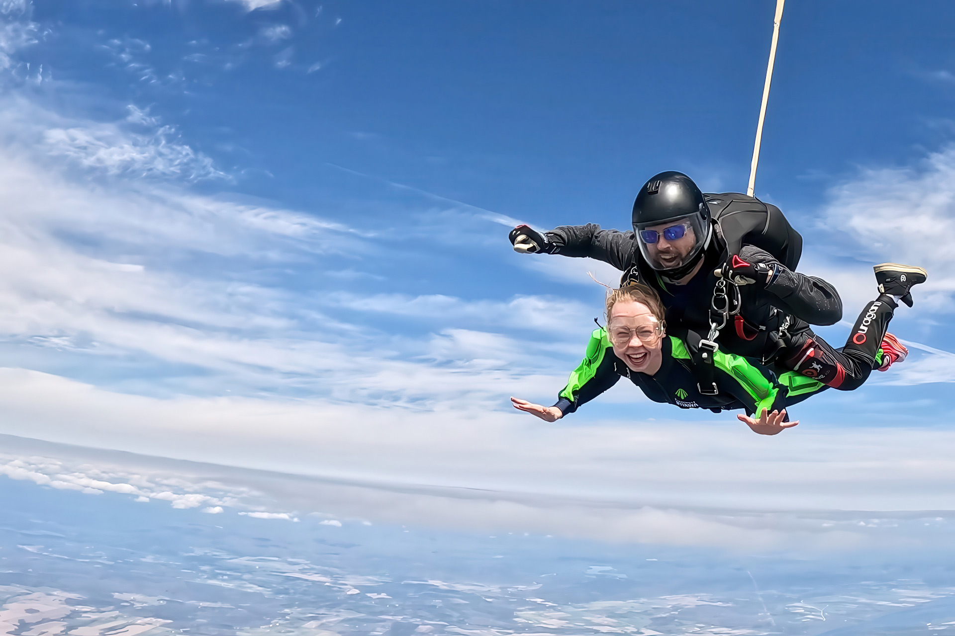 Parachute-Ottawa-hero-happy-tandem